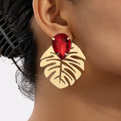 Fashionable and exaggerated new leaf red diamond earrings with retro earrings eprolo