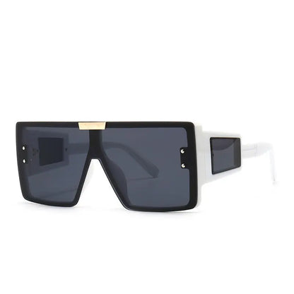 Large frame sunglasses with widened legs and patch sunglasses eprolo