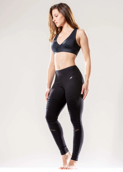 Athletique Low-Waisted Ribbed Leggings with Hidden Pocket and Mesh Black Lavender