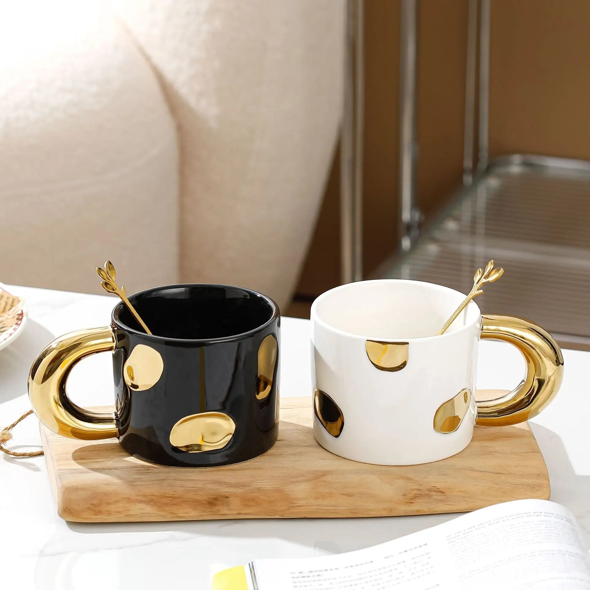 Creative Electroplated Ceramic Mug Office Large Handle Coffee Mug Home Breakfast Cup Juice Cup Milk Cups Couple Water Cup eprolo